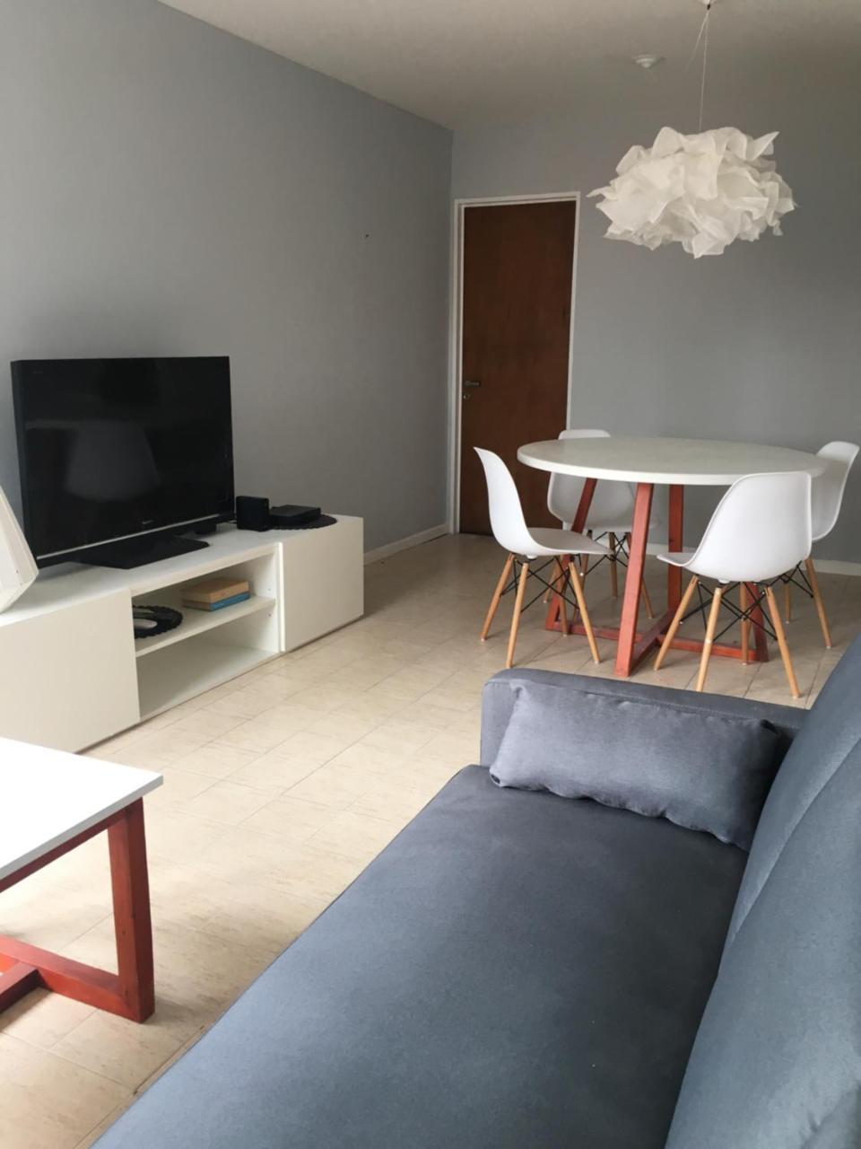 2 Dorm Sobre Av Hipolito Yrigoyen Apartment Cordoba Bagian luar foto